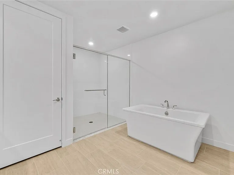 2205 Rivington — Photo 36
