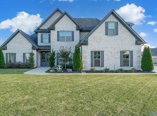 117 Alex Trace Dr, Meridianville, AL 35759