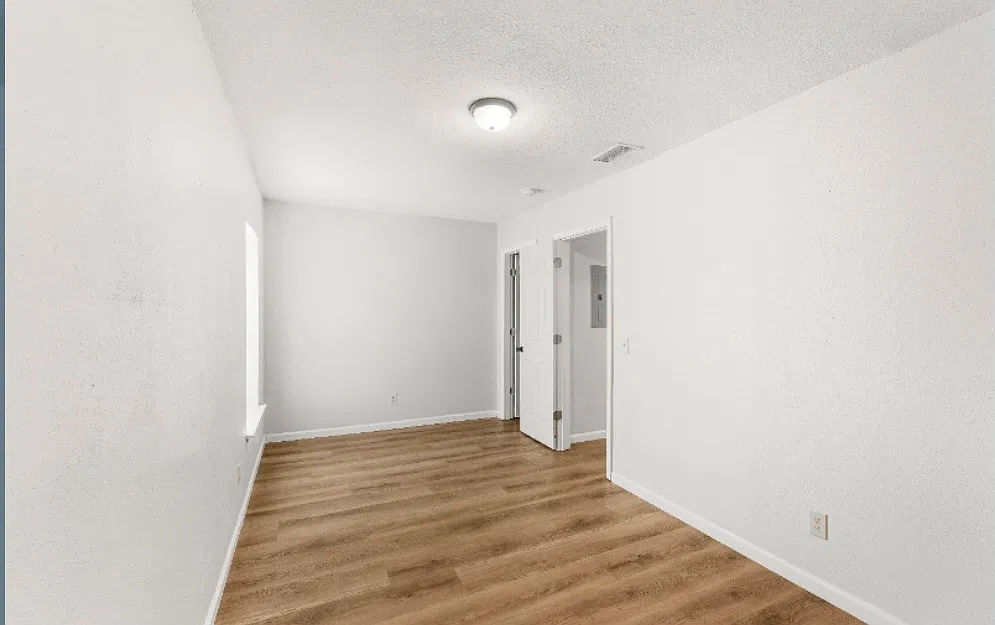 1 bed, $995 — Photo 4