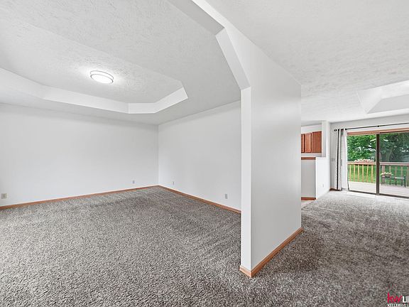 4th image of 135 Anthony Ln