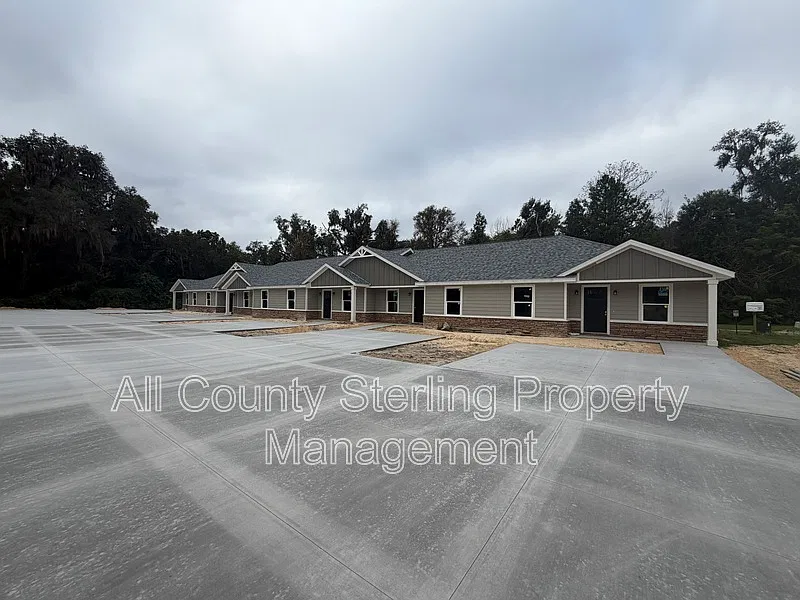 2 bed, 2.0 bath, 917 sqft, $1,595 — Photo 3