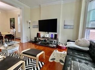 6 Fulton St #2, Weehawken, NJ 07086