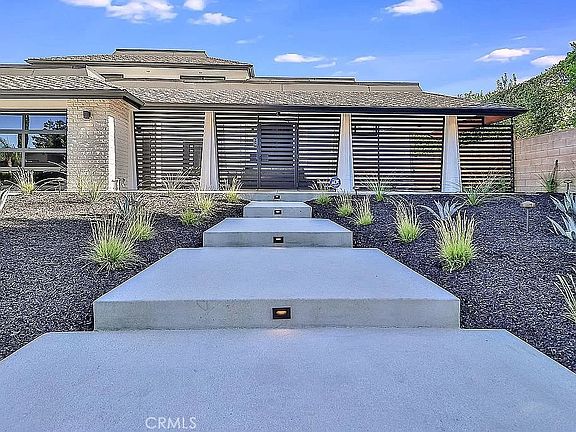 4th image of 19532 Bermuda St