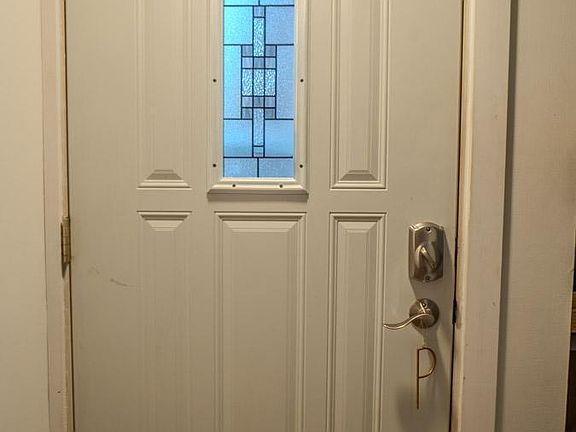 5th image of 2543 Unity Ave N