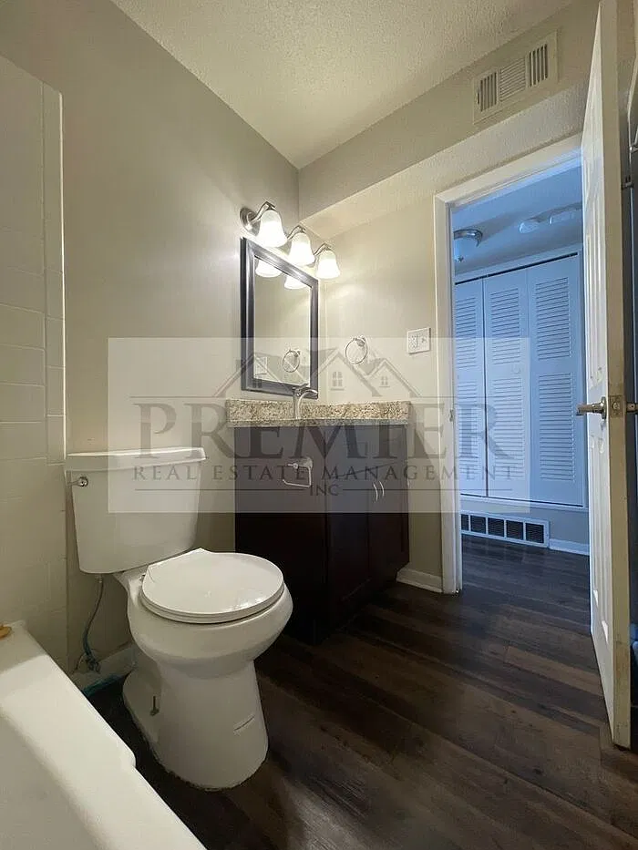 1 bed, 1.0 bath, 575 sqft, $875 — Photo 3