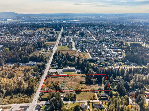 9023 Cedar St, Mission, BC V4S 1A7
