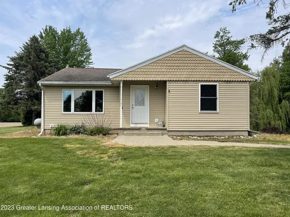 2135 Meech Rd, Williamston, MI 48895