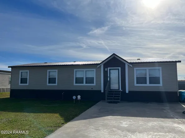 1088 Sugar Creek Rd, Saint Martinville, LA 70582