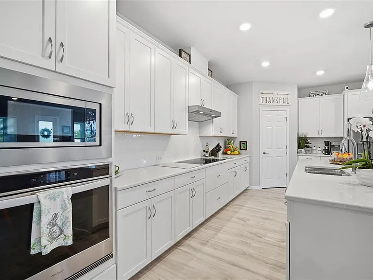 31477 Westbury Estates Ave — Photo 12