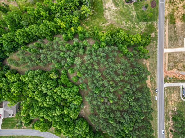 1711 Raulston Falls Rd, Jasper, TN 37347