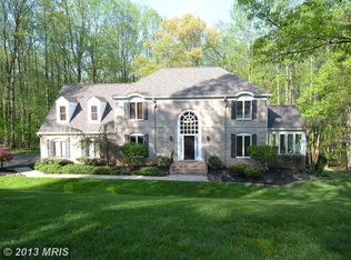 11113 Bowen Ave, Great Falls, VA 22066