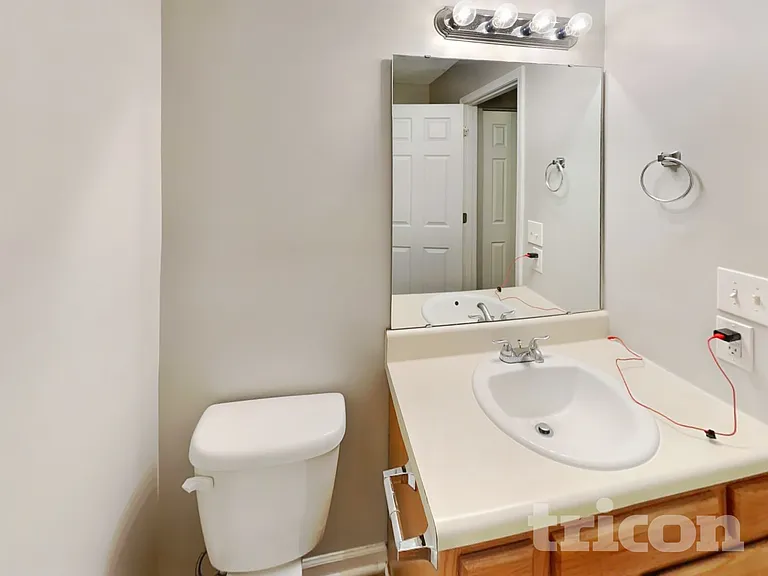 5 Red Thorn Ct — Photo 16