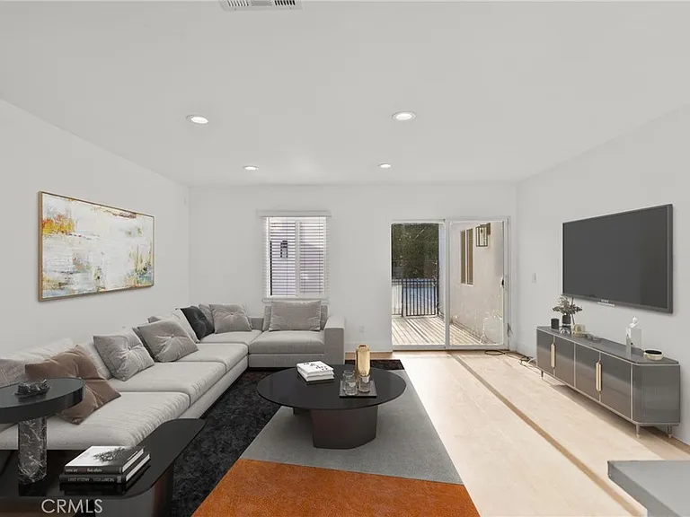 5937 Ranchito Ave — Photo 12