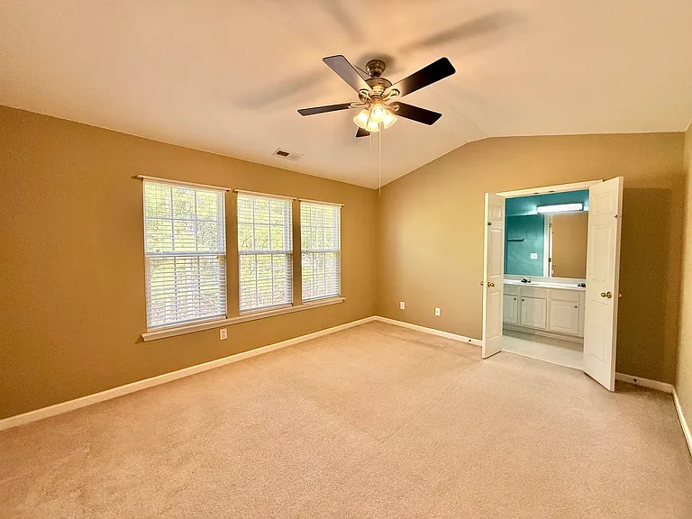 311 Coral Creek Ln — Photo 14