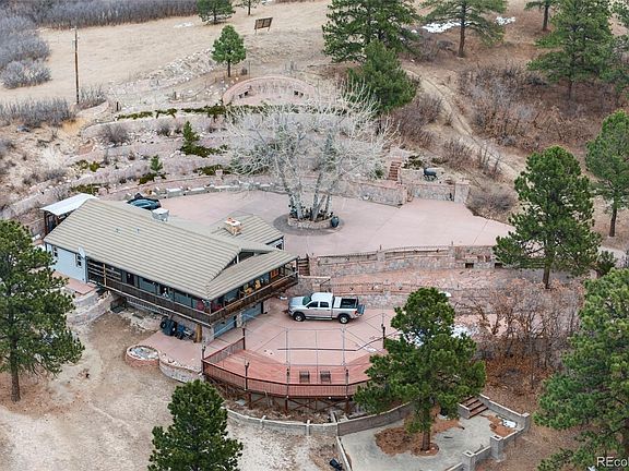 4th image of 450 E Happy Canyon Road