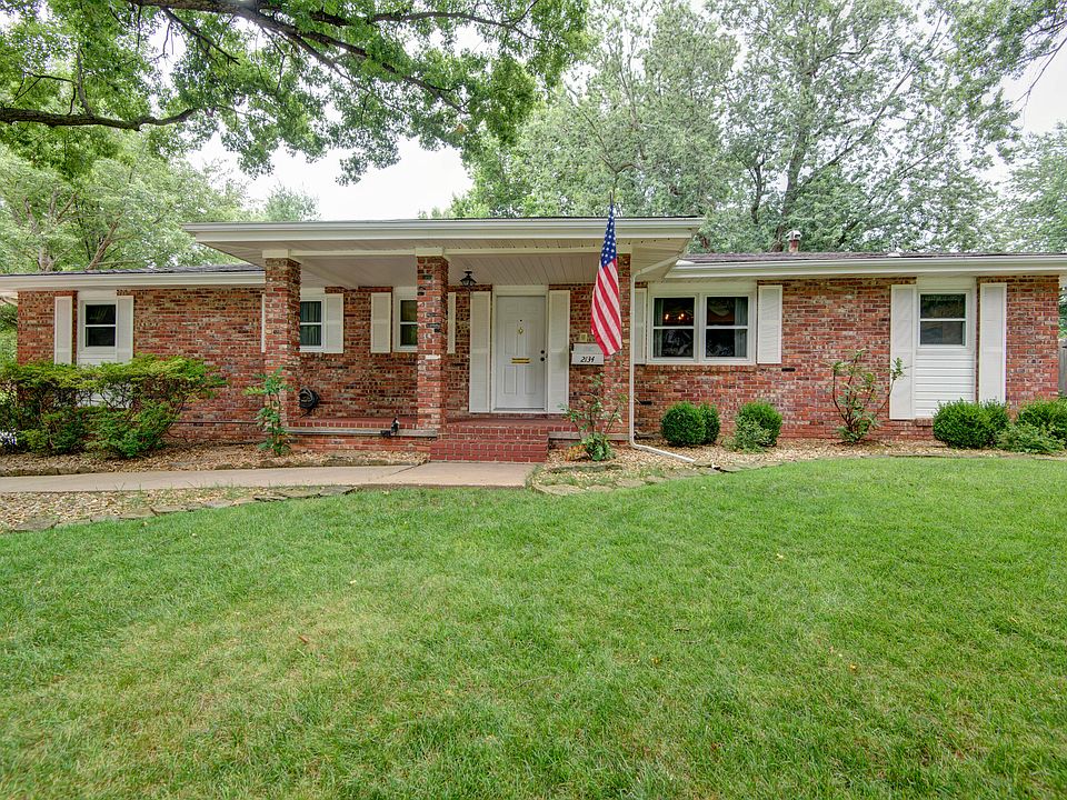 1st image of 2134 E Shady Glen Drive