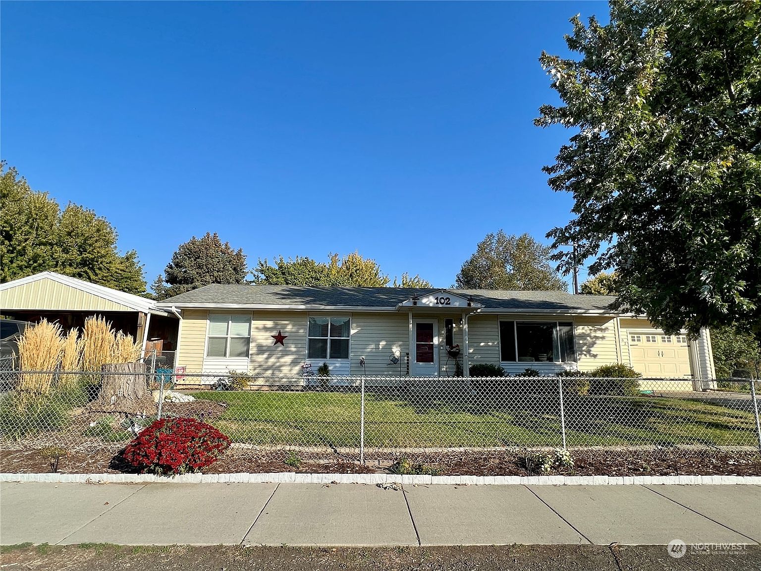 102 Front Street, Starbuck, WA 99359 Zillow