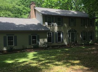 204 Shagbark Cir, Simpsonville, SC 29680