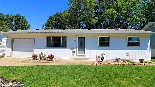 1247 Doreen Ave Photo 1