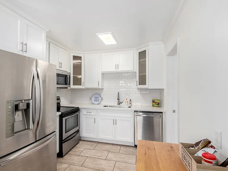 3212 E Granada Rd — Photo 12