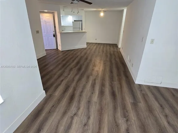 3340 Pinewalk Dr N APT 1518, Margate, FL 33063
