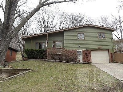 1st image of 1110 Oakwood Dr