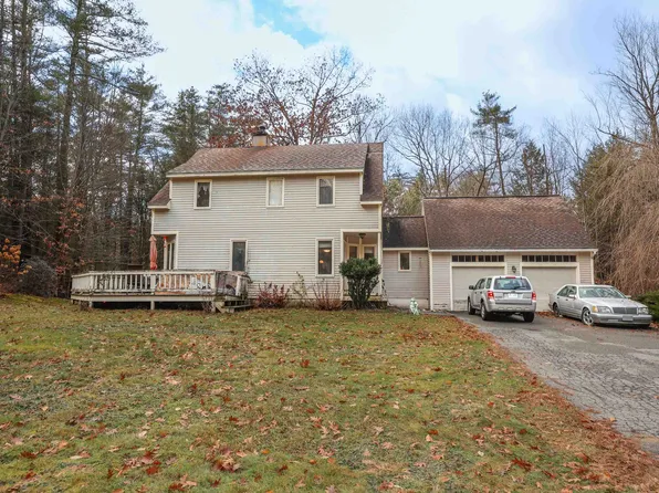 28 Old Manchester Road, Amherst, NH 03031