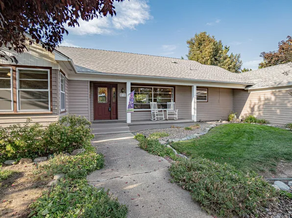 1988 Taylor Rd, Central Pt, OR 97502