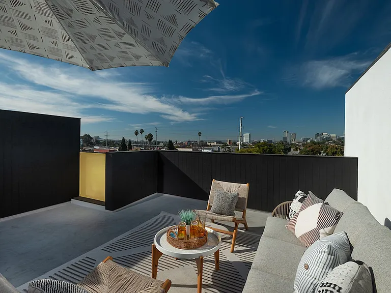 Modern Architect-Designed Apartments at El Domus A/C and In-Unit Laundry — Photo 23