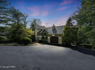 269 Eastshore Dr, East Stroudsburg, PA