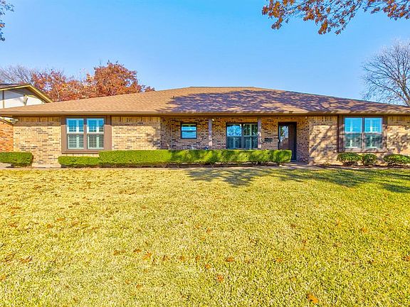 2nd image of 10112 Orlando Dr