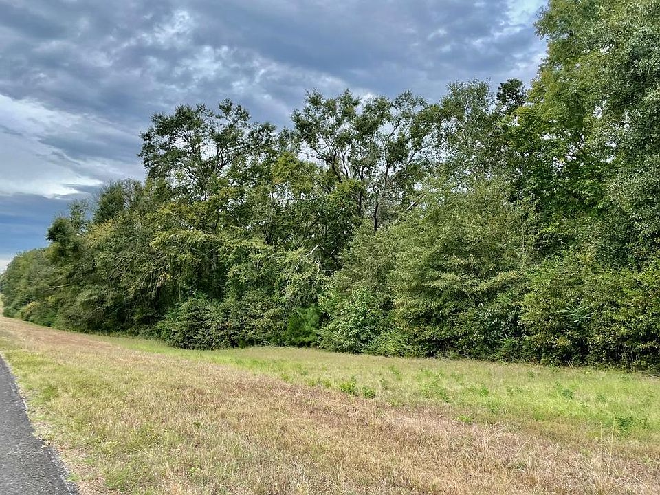 2nd image of NE Stallings Dr