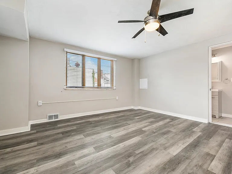 1811 Harcum Way — Photo 12