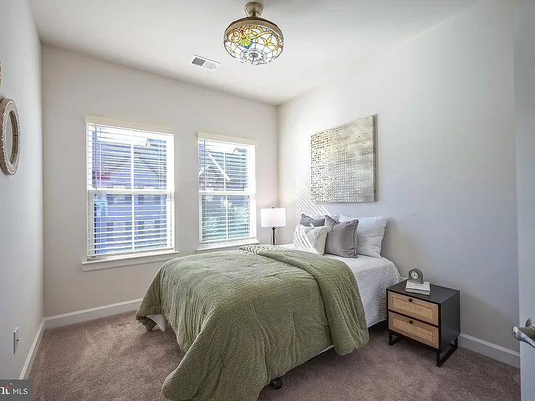 22308 Seabring Ter — Photo 30