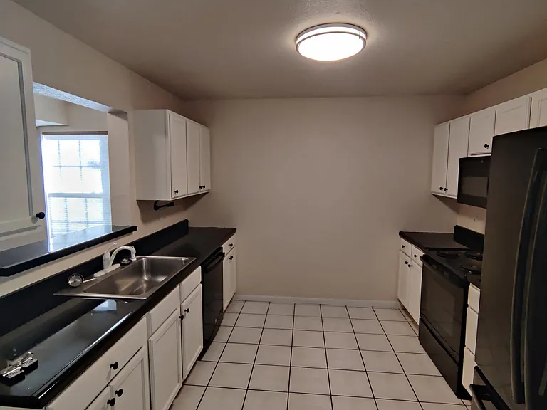 102-104 Elk Dr #1 — Photo 9