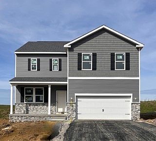 1st image of 347 Leslie Farms Dr