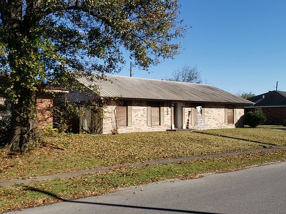 2nd image of 163 Evangeline Dr