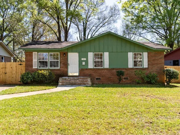 3107 Stancill Pl, Charlotte, NC 28205