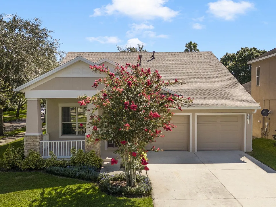 5007 River Gem Ave