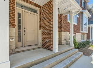 408 N Cass Ave #1, Westmont, IL 60559