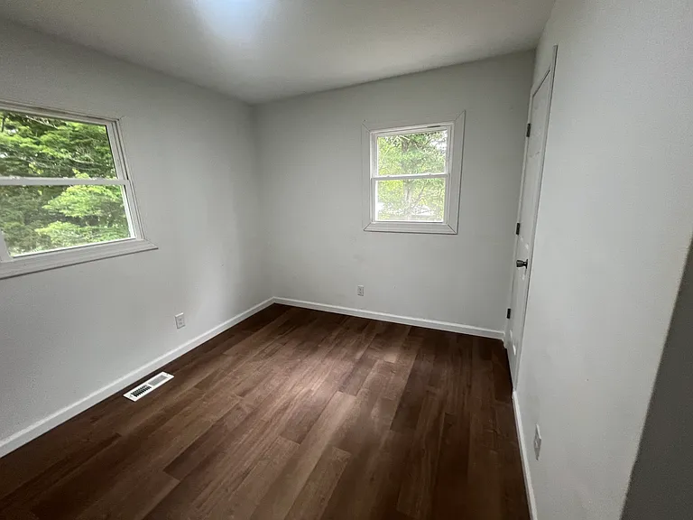 2541 Rockwood Park Rd — Photo 8
