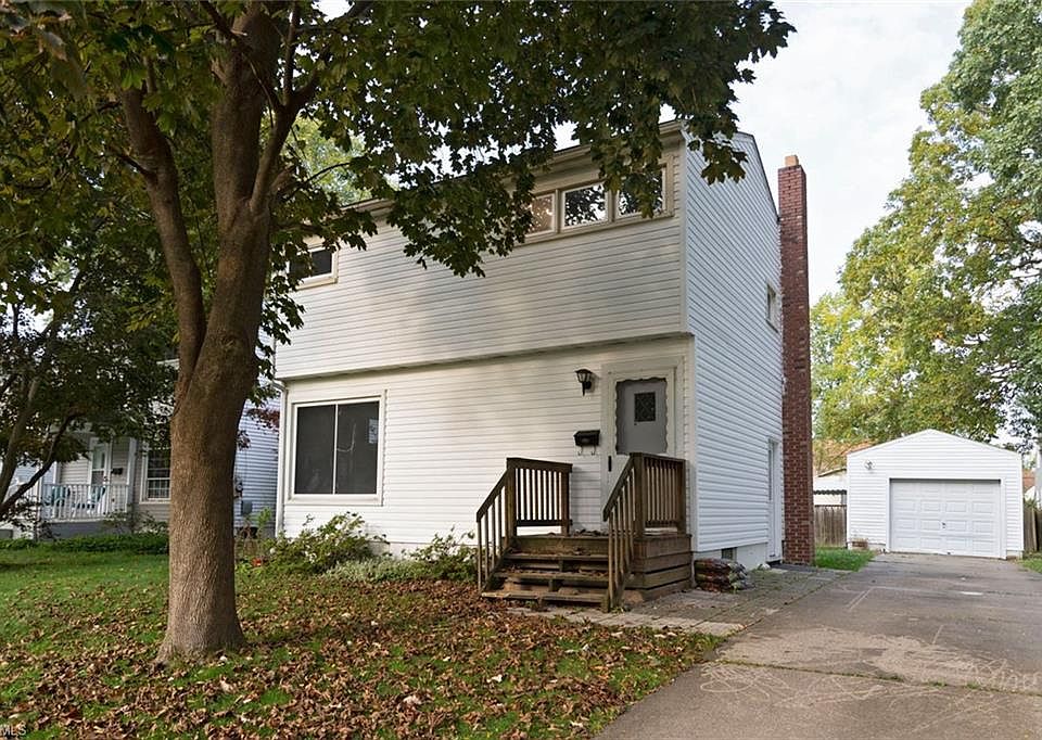 1st image of 2858 7th St
