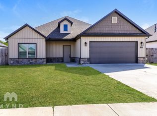 1051 Pebble Pass, Centerton, AR 72719