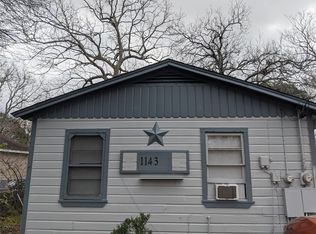 1143 Pecan St, Clute, TX 77531
