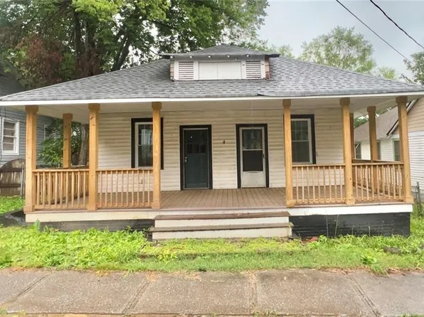 4 Ivy St, Porterdale, GA 30014