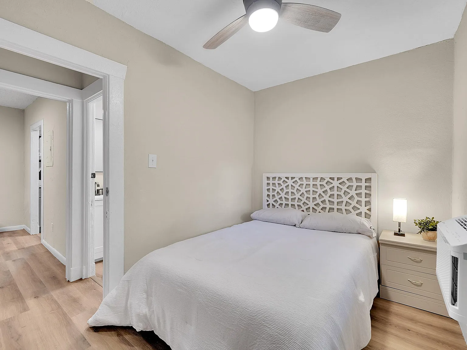 4 bed, 2.0 bath, 1620 sqft, $1,252 — Photo 2