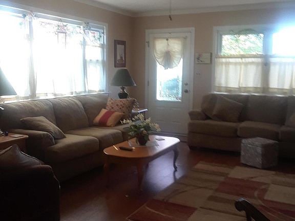 3rd image of 21 Abaco St