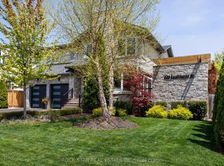 443 Seabourne Dr, Oakville, ON L6L4E9