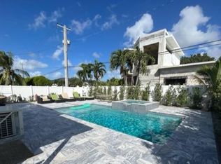 521 SE 2nd St, Deerfield Beach, FL 33441