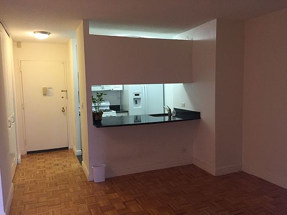3rd image of 205 E 95th St APT 23E